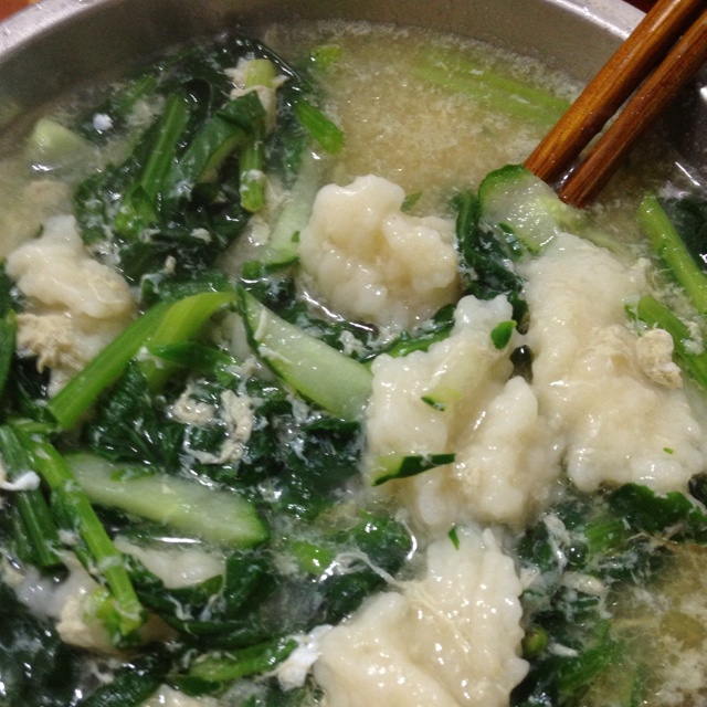 青菜鸡蛋面疙瘩汤