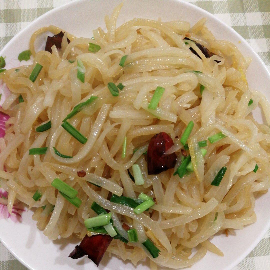 白萝卜丝炒牛肉