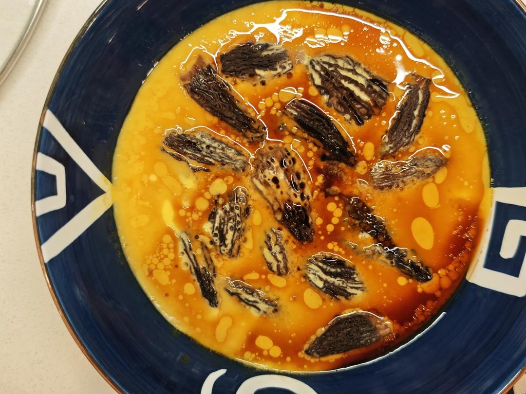 野生羊肚菌蒸蛋羹