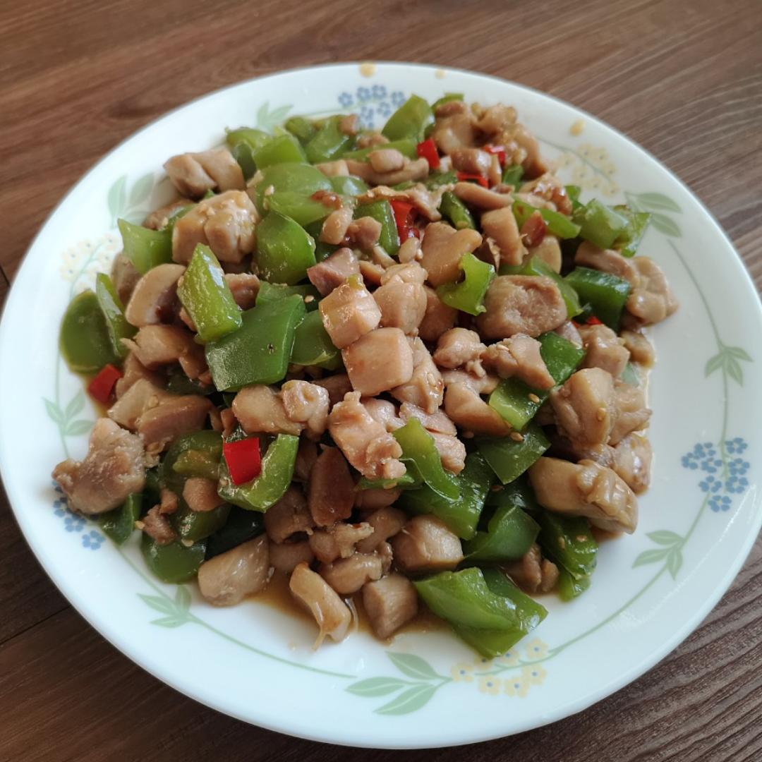 青椒炒鸡腿肉（大厨级别）