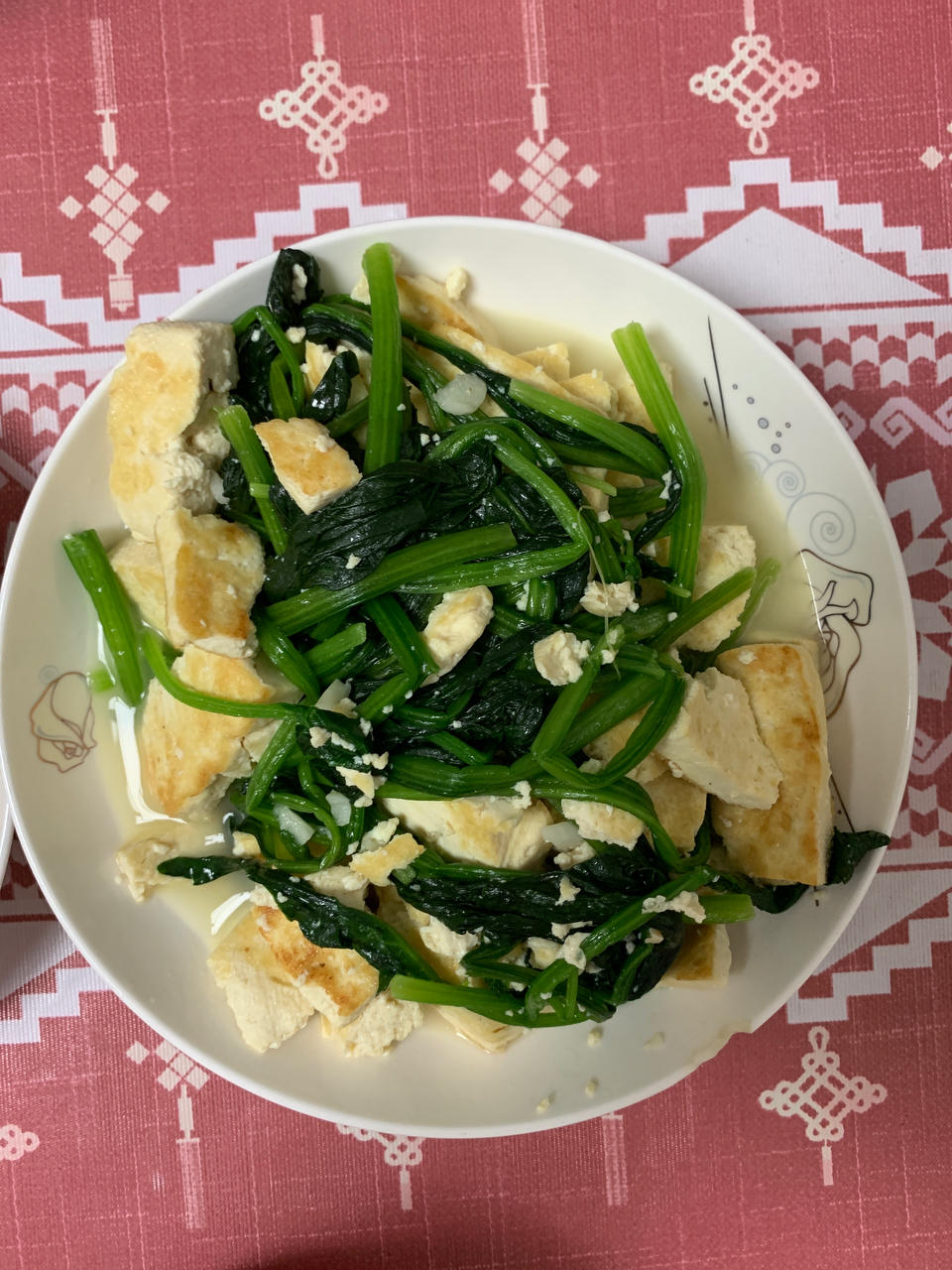 菠菜炒豆腐