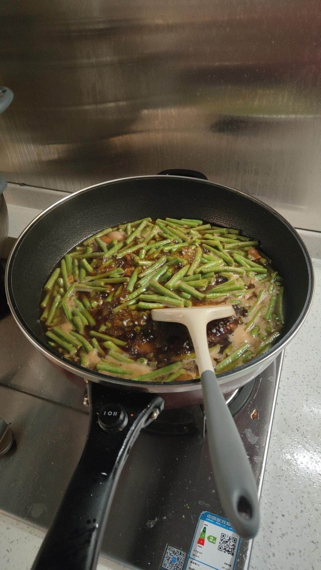 百吃不厌的东北豆角炖肉