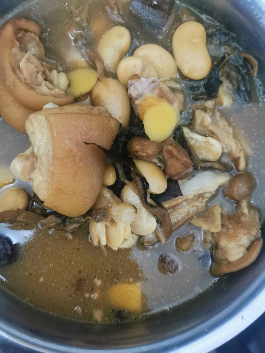 老妈蹄花汤