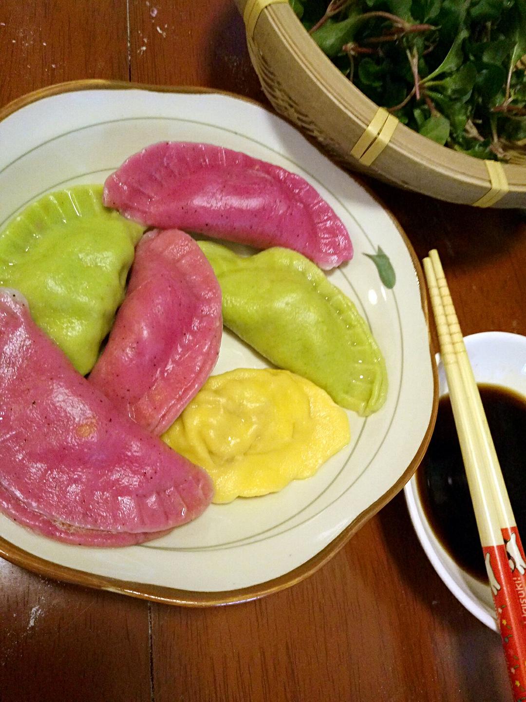 彩色饺子