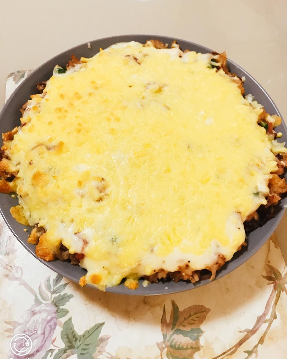 海鲜焗饭 Seafood Fried Rice with Cheesy Topping