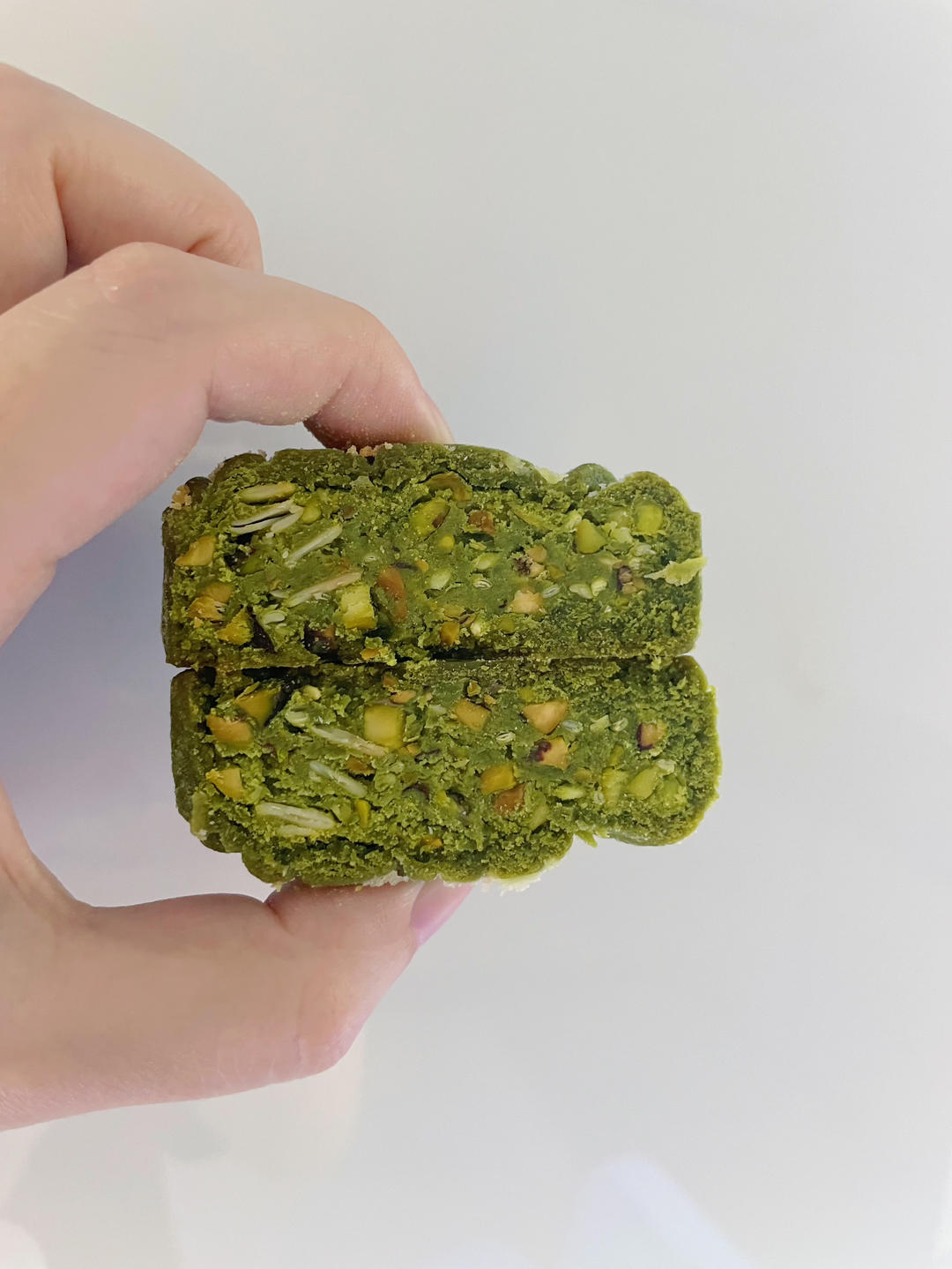 广式开心果月饼
