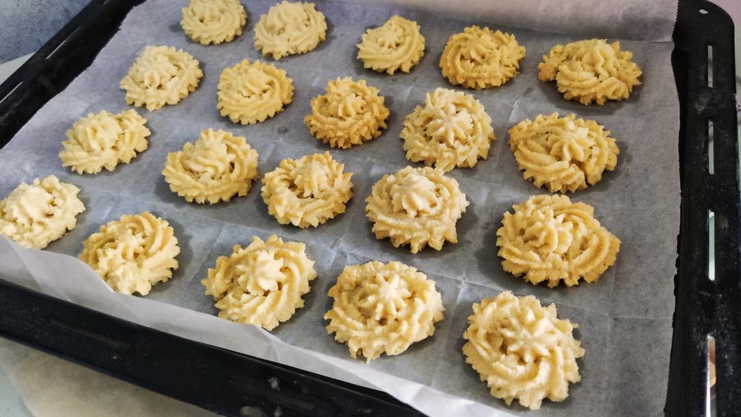 曲奇饼干，完美配方超好挤，酥到不敢碰，一个月还能酥掉渣