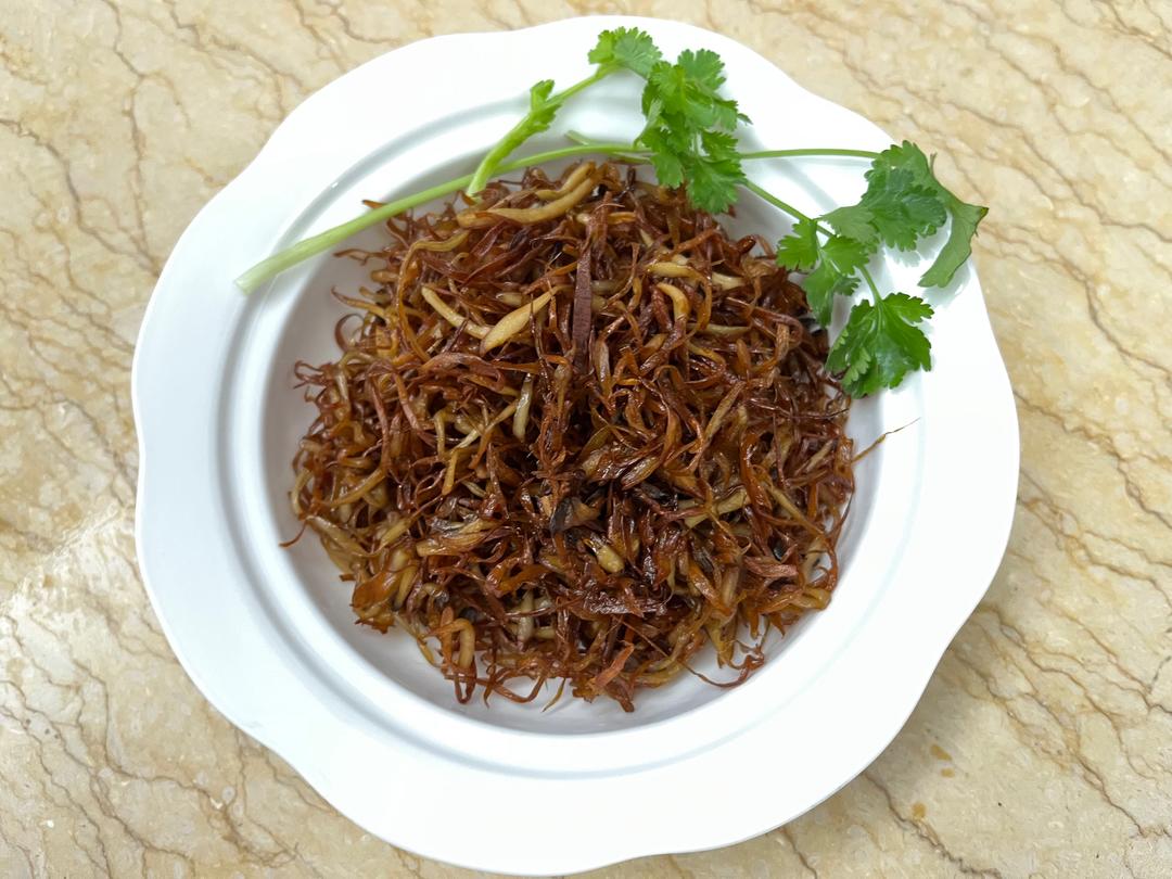 椒盐酥脆杏鲍菇丝