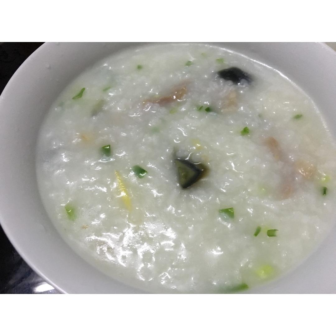皮蛋瘦肉粥 Pidan & Pork Rice Soup
