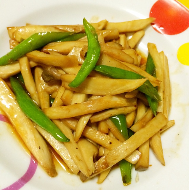 long佳做的青椒鸡腿菇