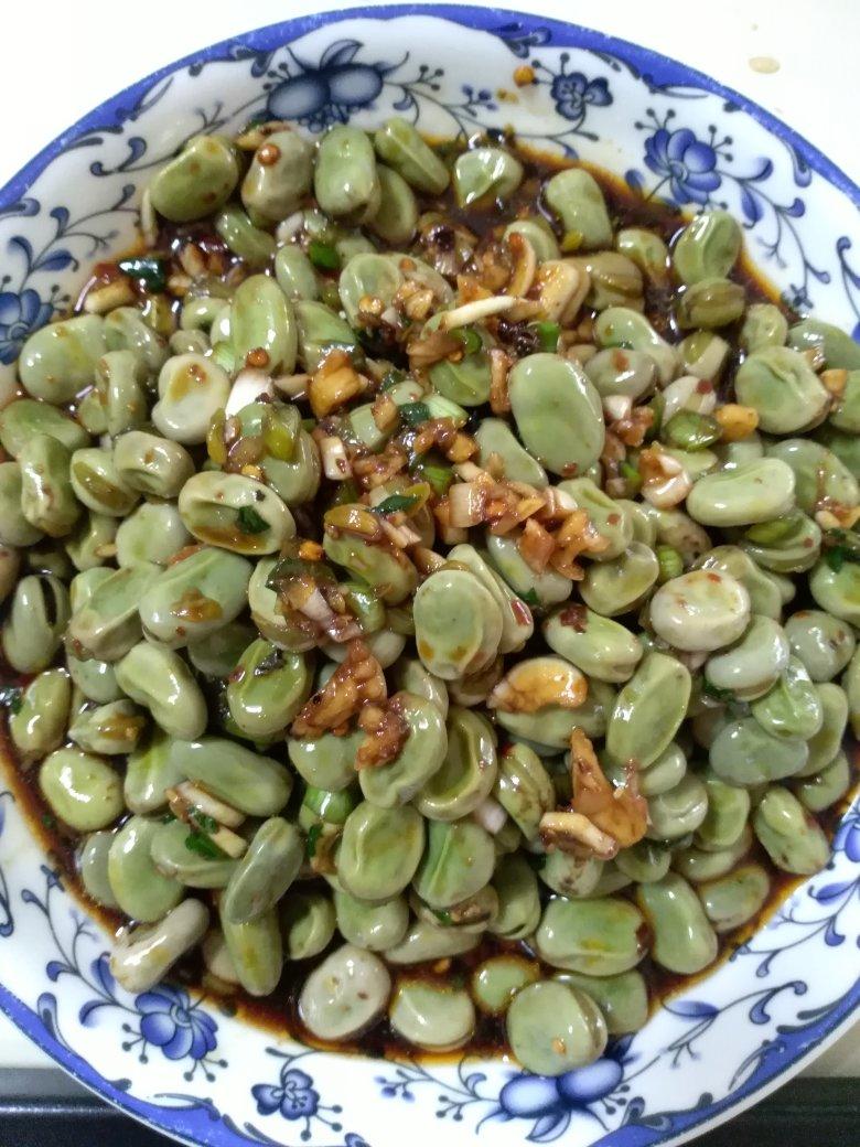 珍珍大姐做的凉拌胡豆