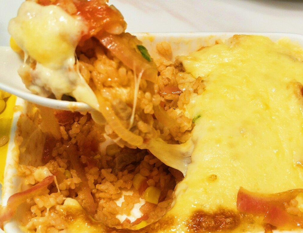 鱼儿妈私房菜做的培根芝士焗饭