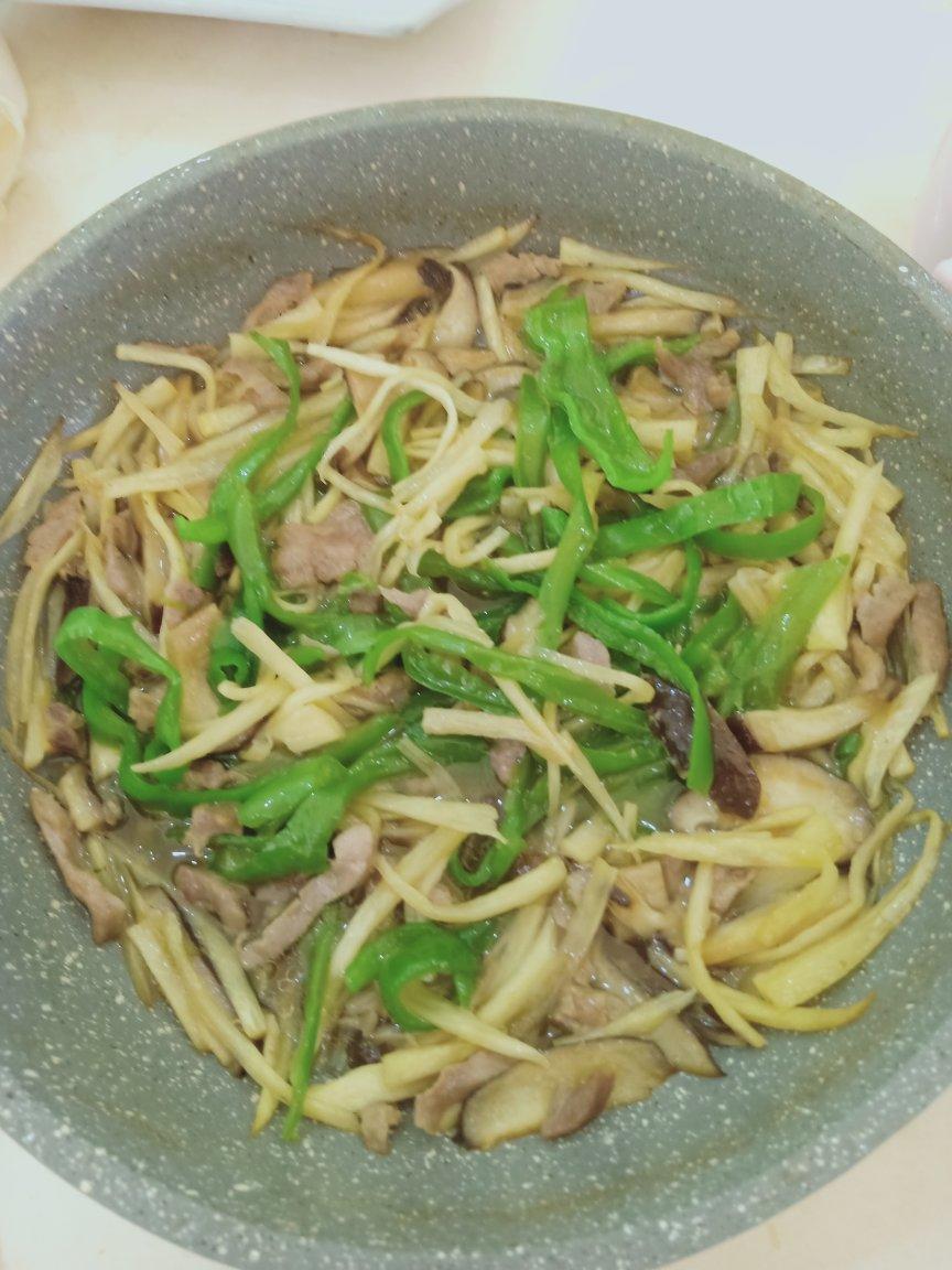 【茭白炒肉丝】每个妈妈都有道炒三丝，你家啥样？