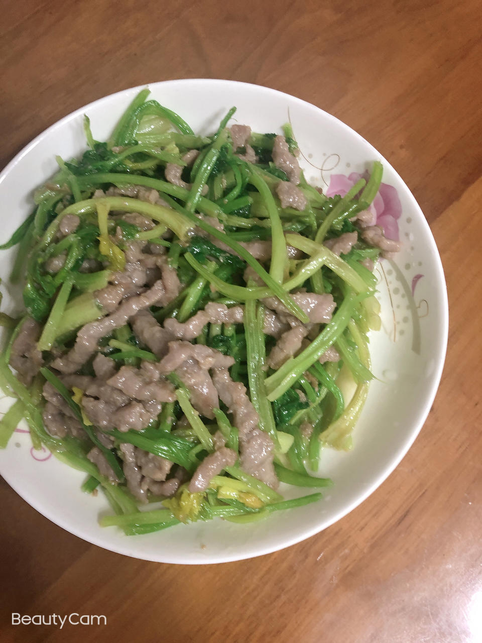 营养又美味的芹菜炒牛肉