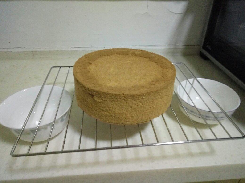 烤箱做蛋糕（戚风蛋糕的做法）