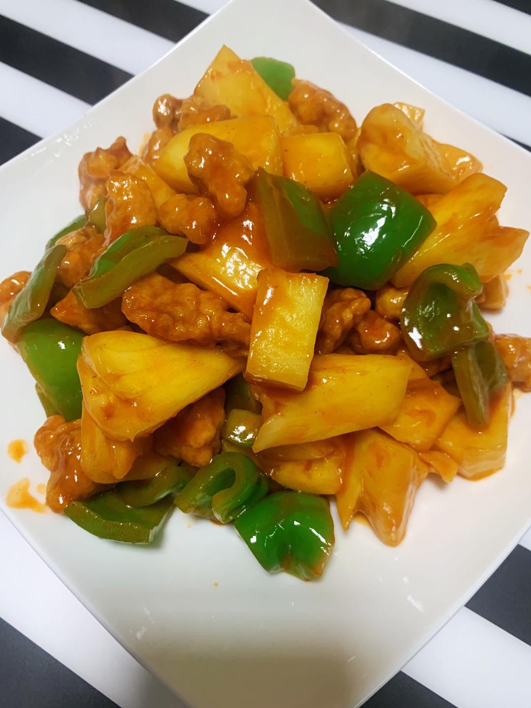 酸酸甜甜菠萝🍍咕咾肉的做法