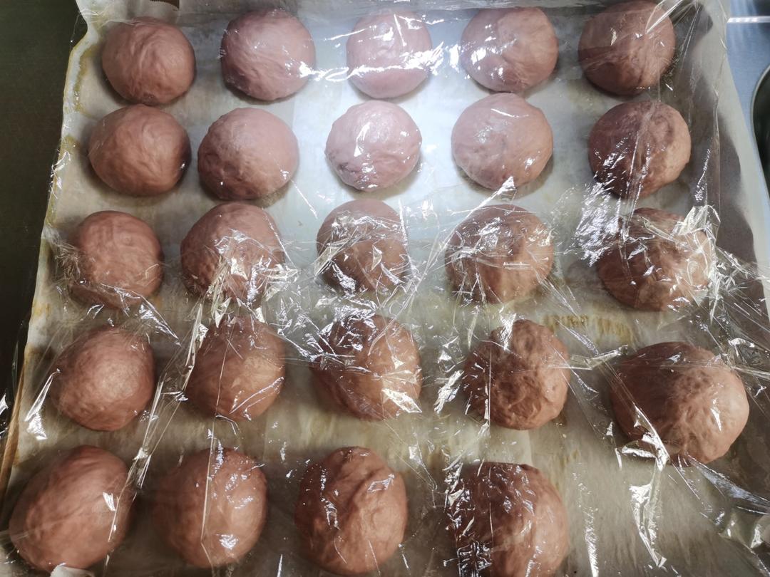 🍩超快手一小时低糖无需烤箱的甜甜圈（详细视频）