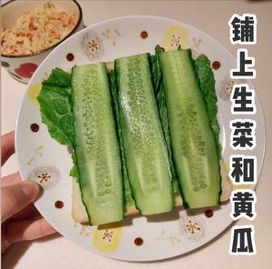 快手早餐蟹味三明治的做法 步骤6