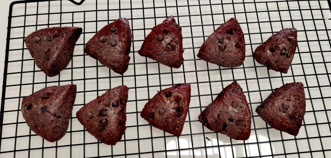 无需揉面 | 超浓郁的巧克力司康🍫一次成功