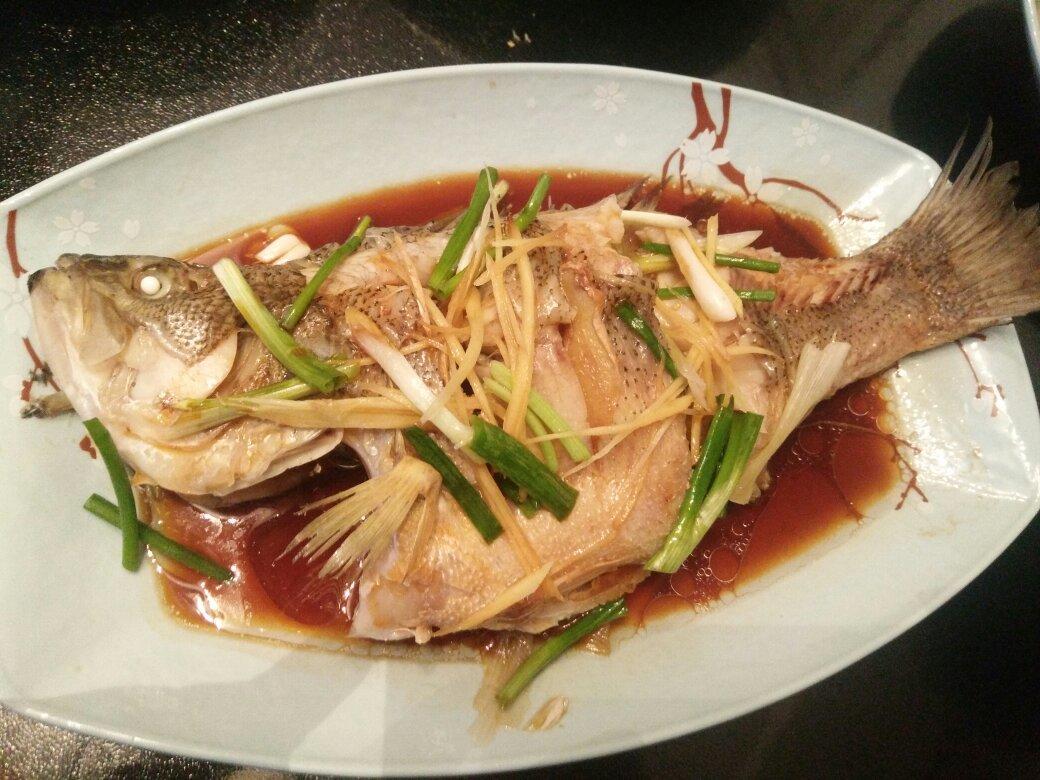清蒸鲈鱼
