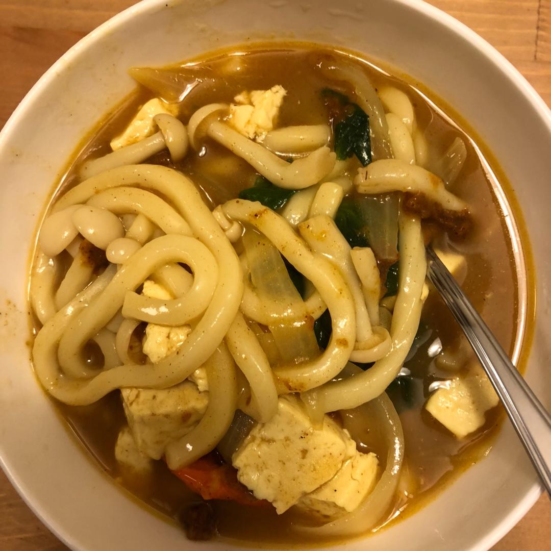 五分钟快手咖喱乌冬面