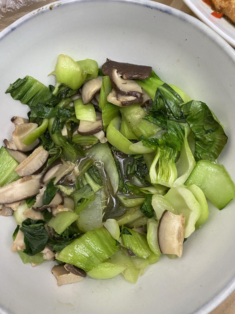 青菜炒香菇