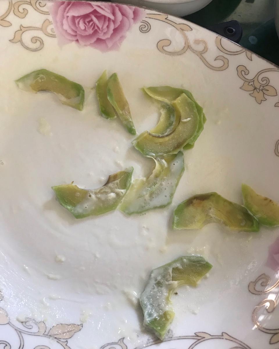 1分钟速熟牛油果大法