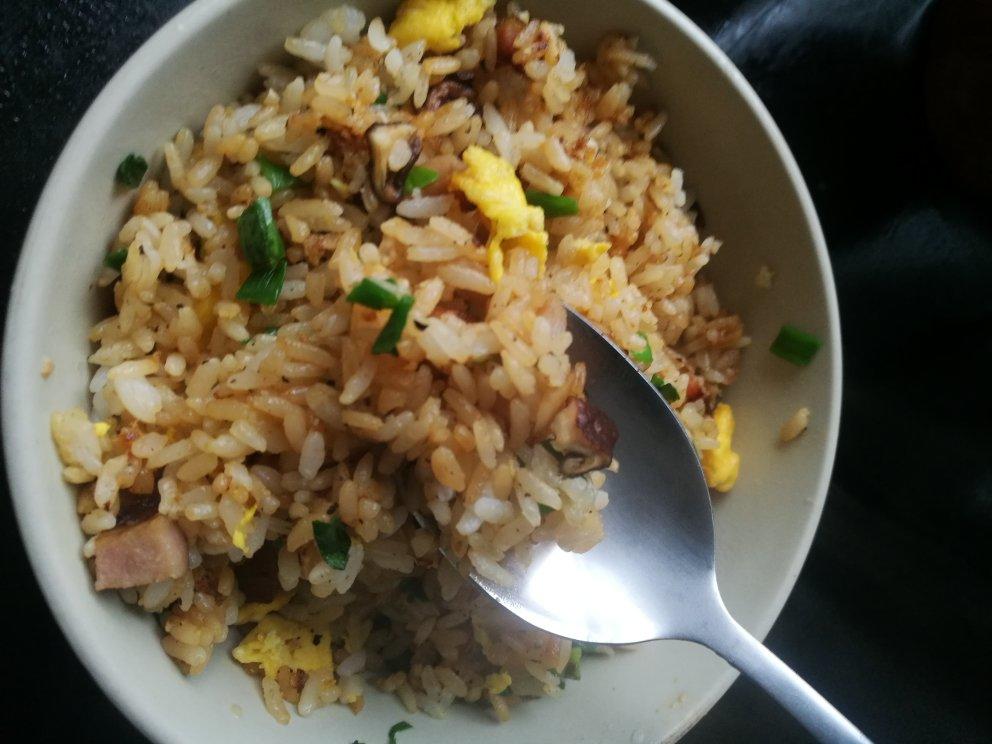 酱油炒饭(超级简单)