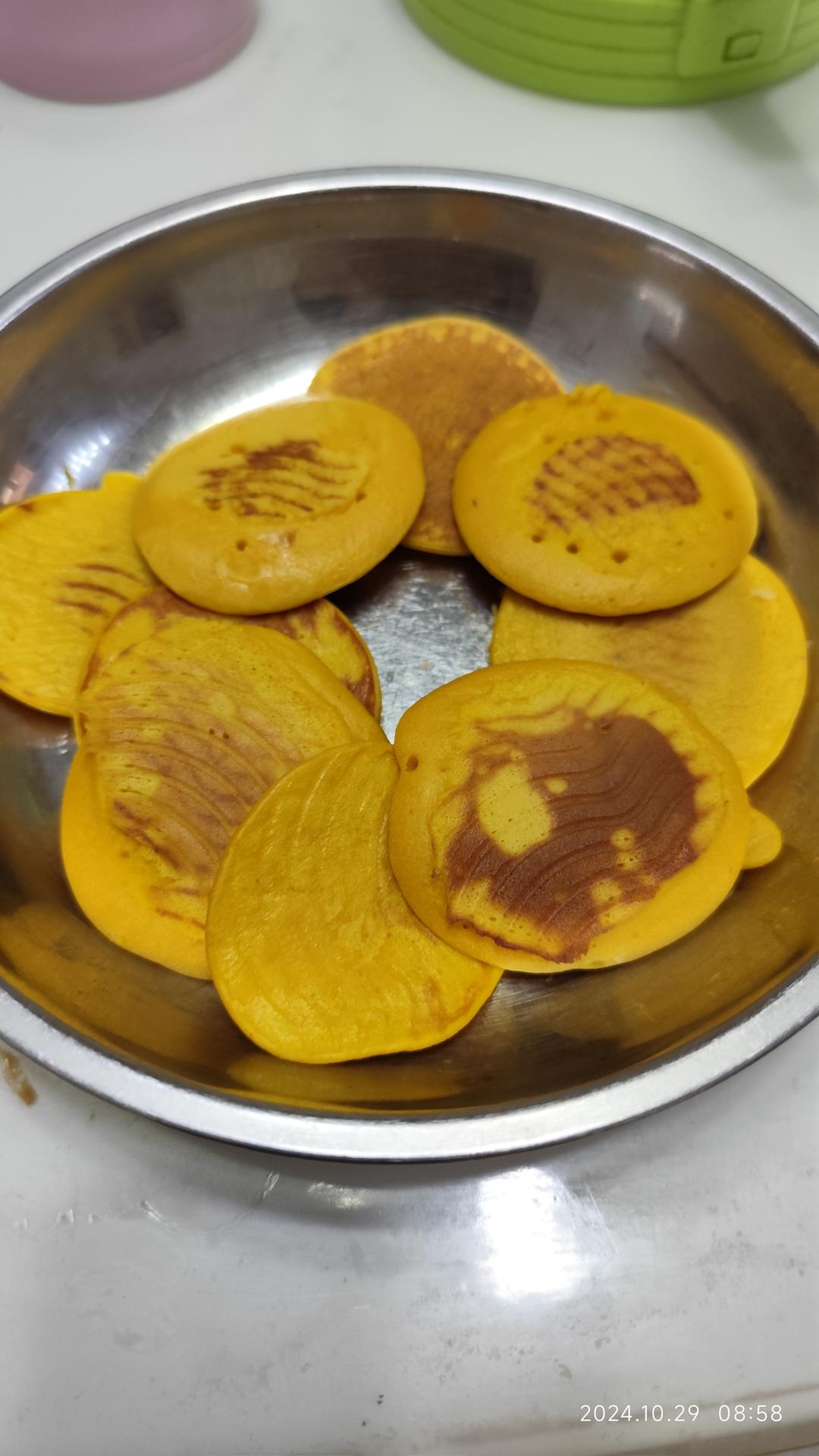 一岁宝宝辅食：奶香南瓜饼
