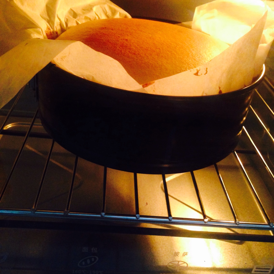 烤箱做蛋糕（戚风蛋糕的做法）