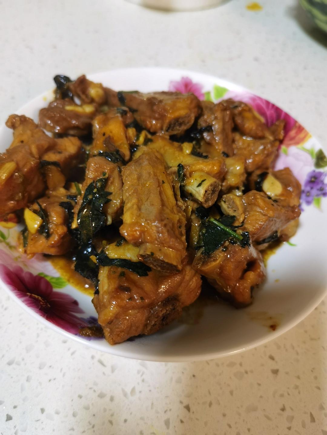 太香了吧—紫苏焖排骨