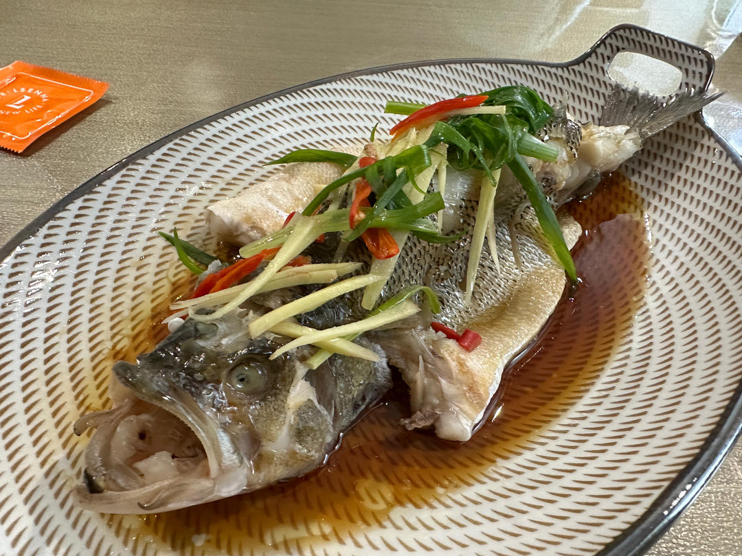 10分钟做 清蒸鲈鱼 （附切鱼图解）