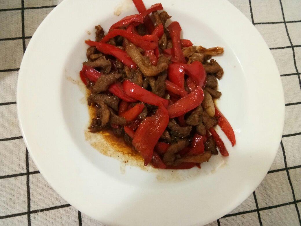 红辣椒炒肉
