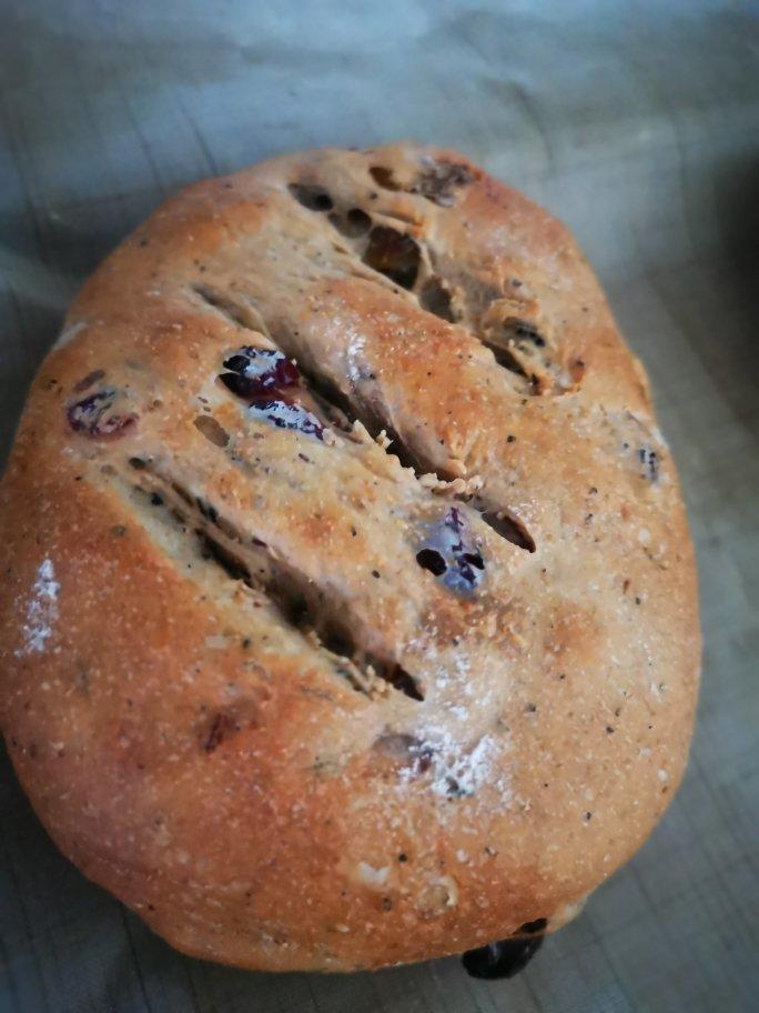 红茶葡萄干（仿原麦山丘/汤种）Earl Grey flavored bread filled with raisins