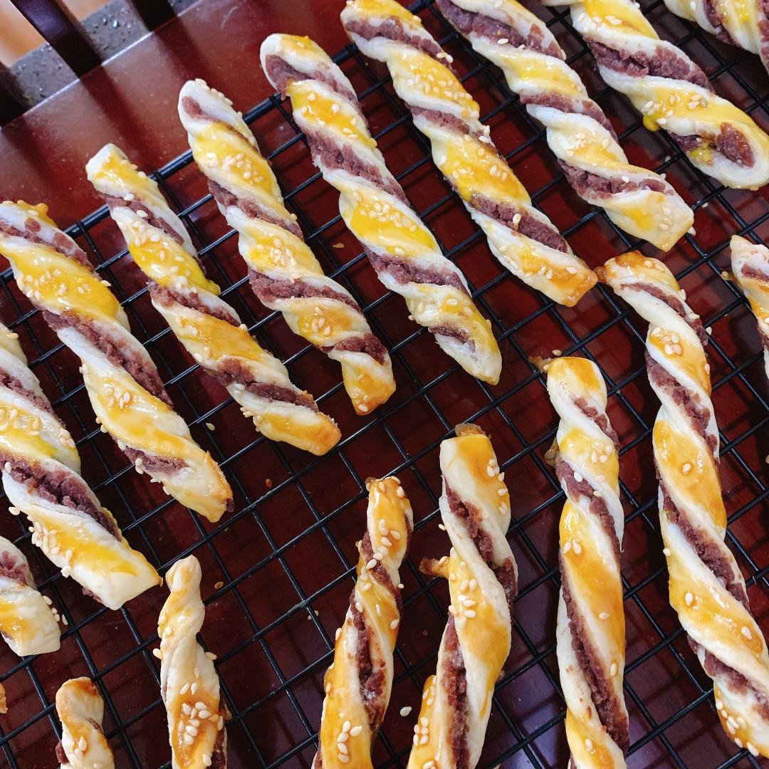 ㊙️酥到掉渣❗️🔥好吃到舔手指的豆沙扭扭酥❗️