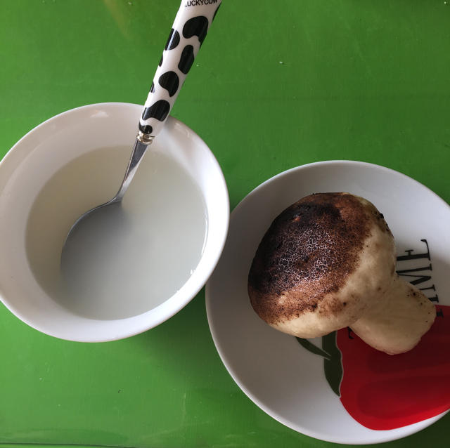 小蘑菇豆沙包