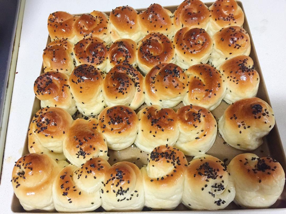 脆底蜂蜜小面包