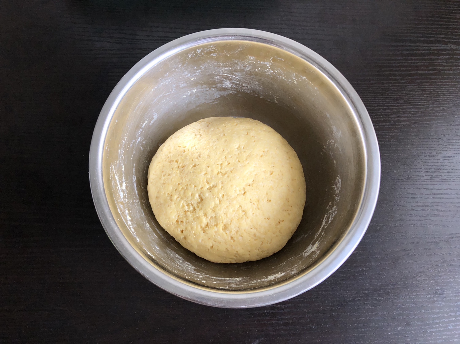 玉米面馍馍豆沙馅夹心，比面包还宣软好吃的做法 步骤4