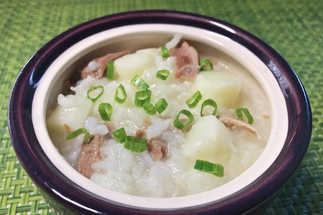 吃吃吃吃吃吃吃什么做的鸭肉山药粥