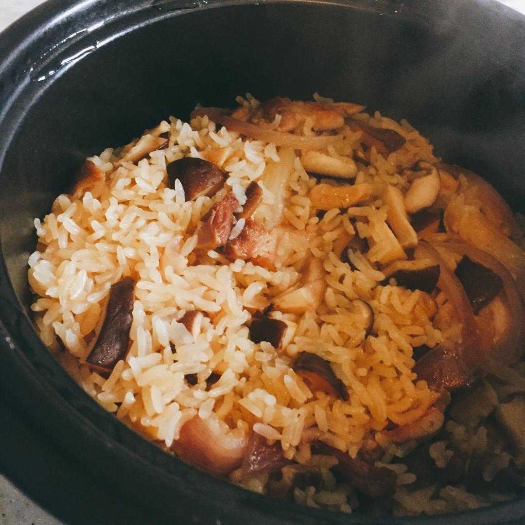 香菇肉丁油饭