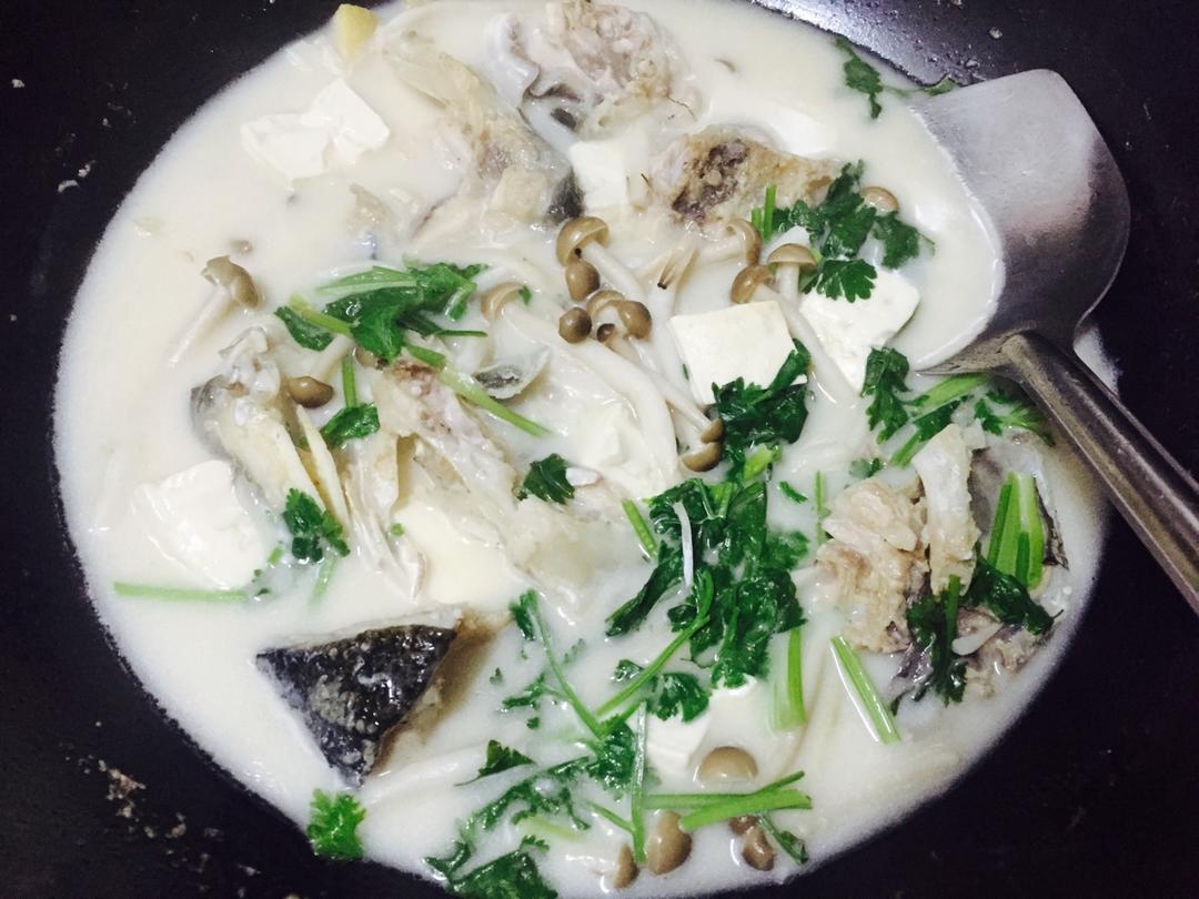 鱼头豆腐汤