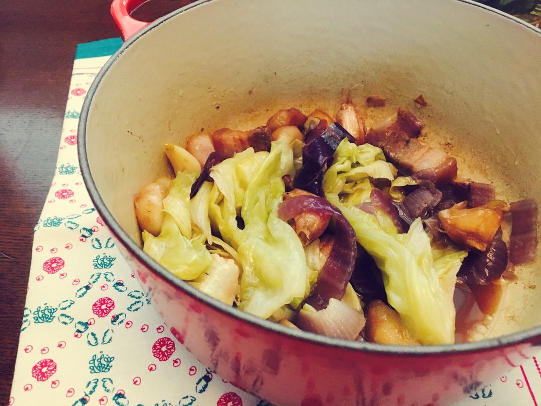 蔬菜焗五花肉（无敌简单铸铁锅版）的做法