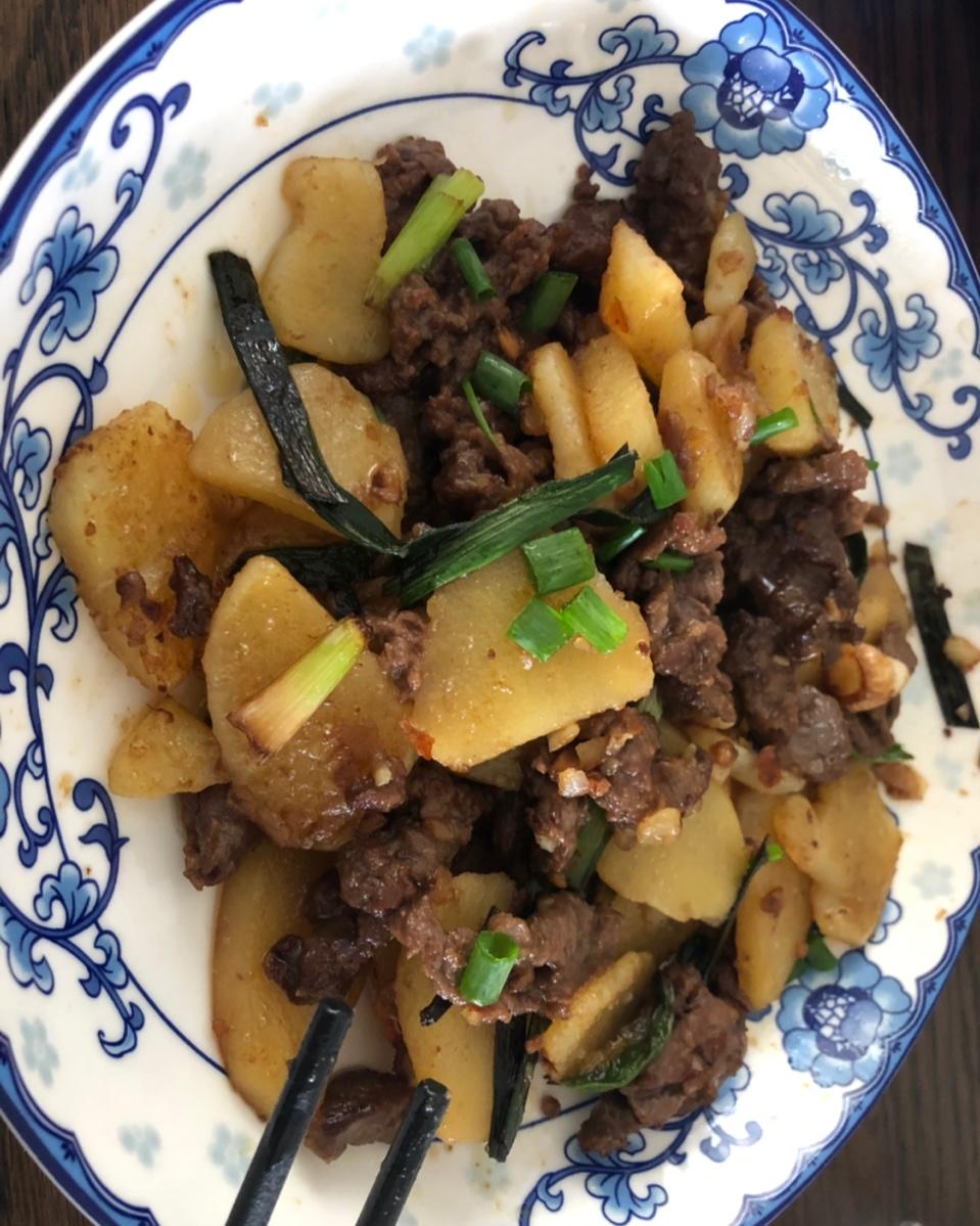 土豆炒牛肉