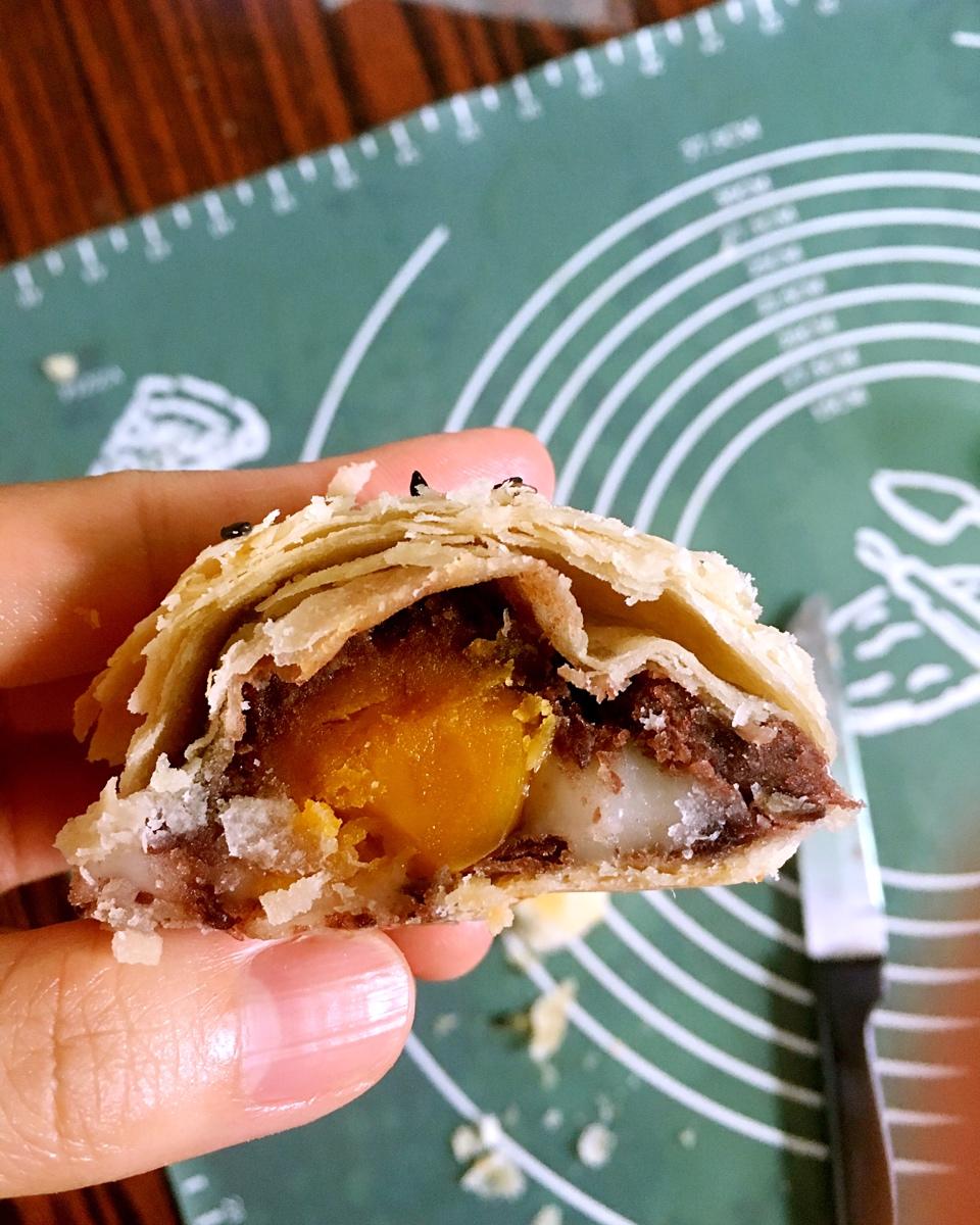 ㊙️网红麻薯肉松蛋黄酥🔥，好吃到爆‼️