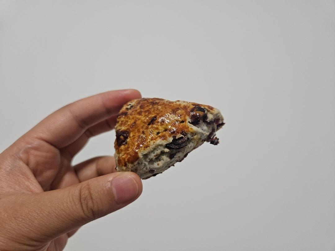 消耗淡奶油的司康