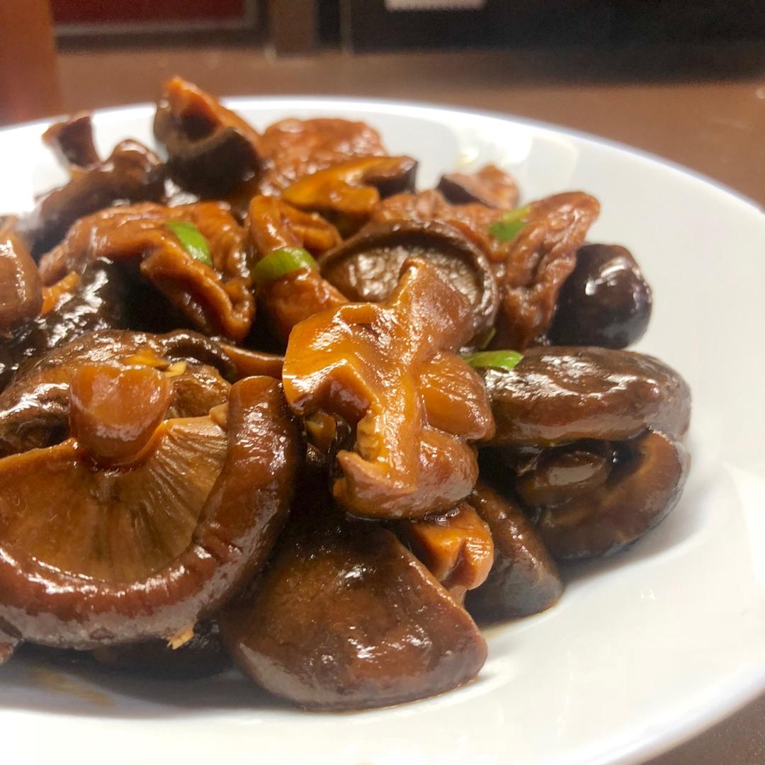 十字彩虹0426做的香菇烧面筋