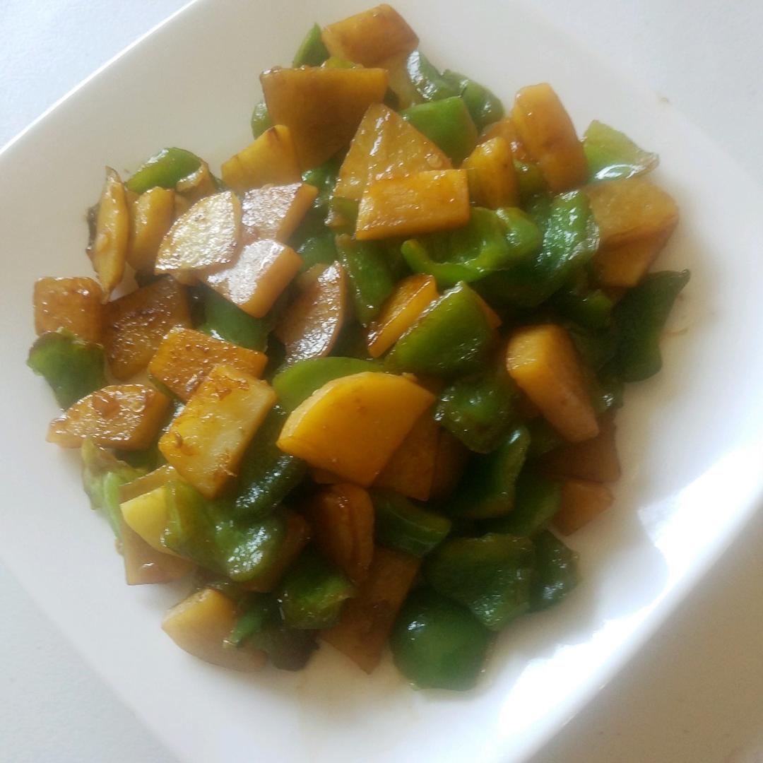 青椒土豆，素菜也可以香香的