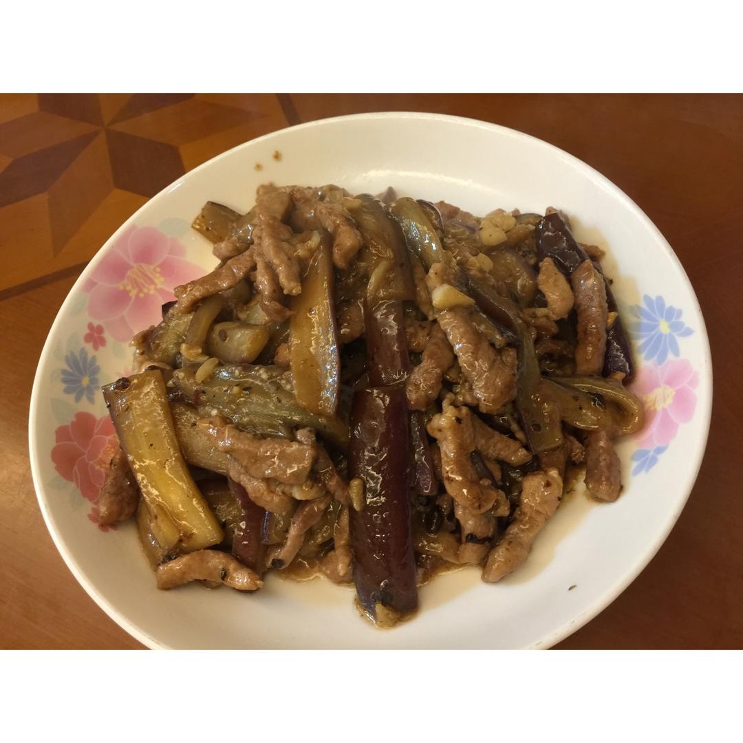 红烧茄子（教你炒茄子不变色的小妙招）