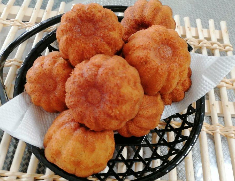 焦香酥软的柠檬玛德琳蛋糕