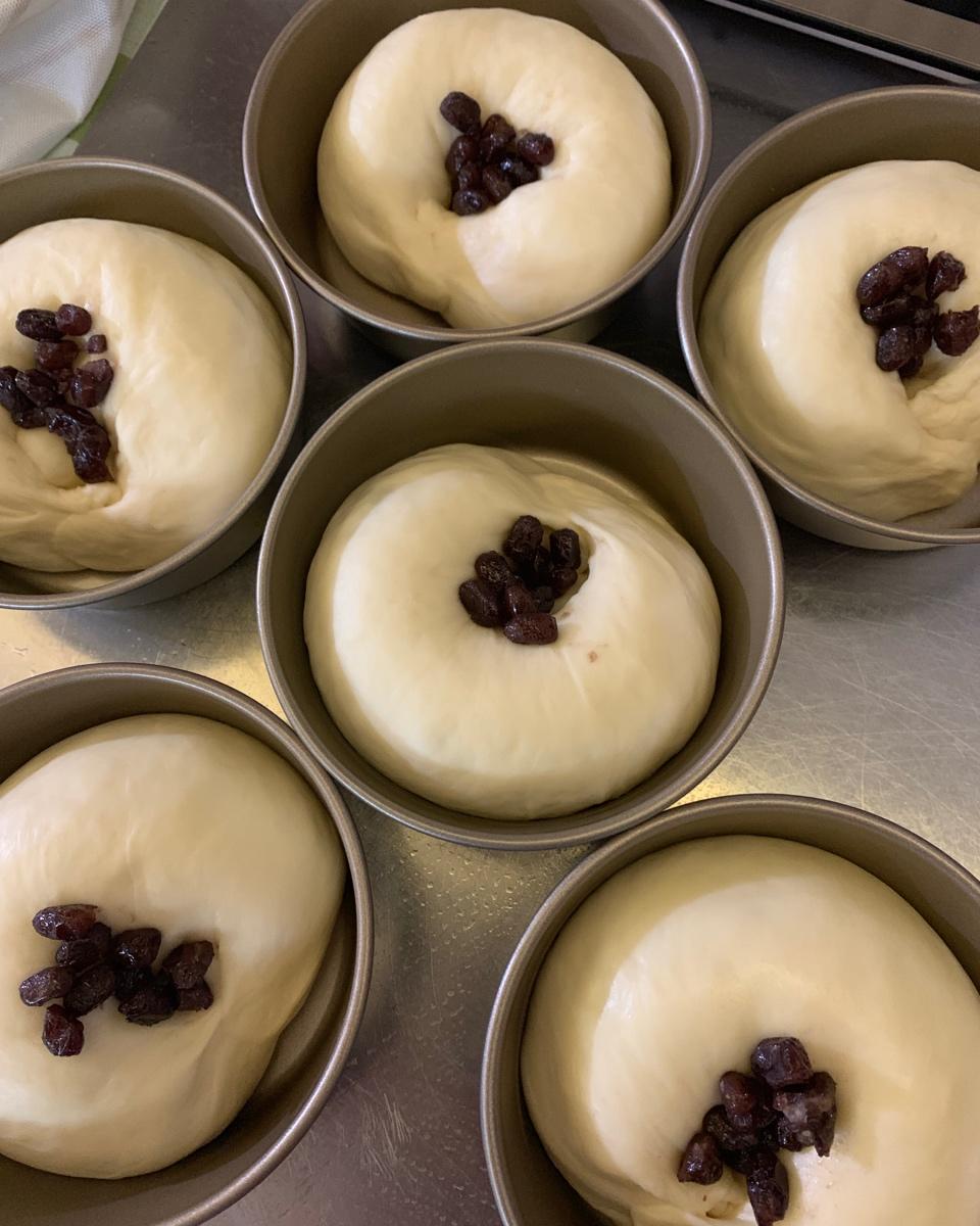 好吃到出炉就被抢光的墨西哥红豆面包